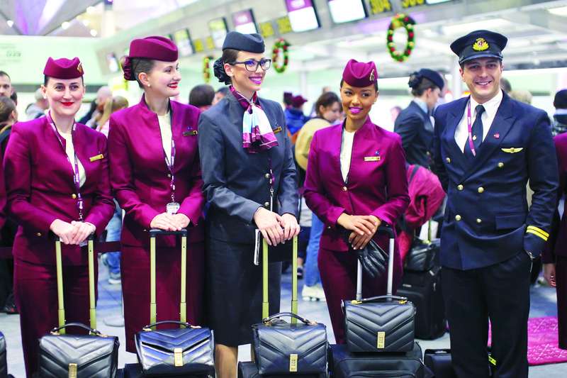 Экипаж первого рейса авиакомпании "Qatar Airways". Фото Интерпресс