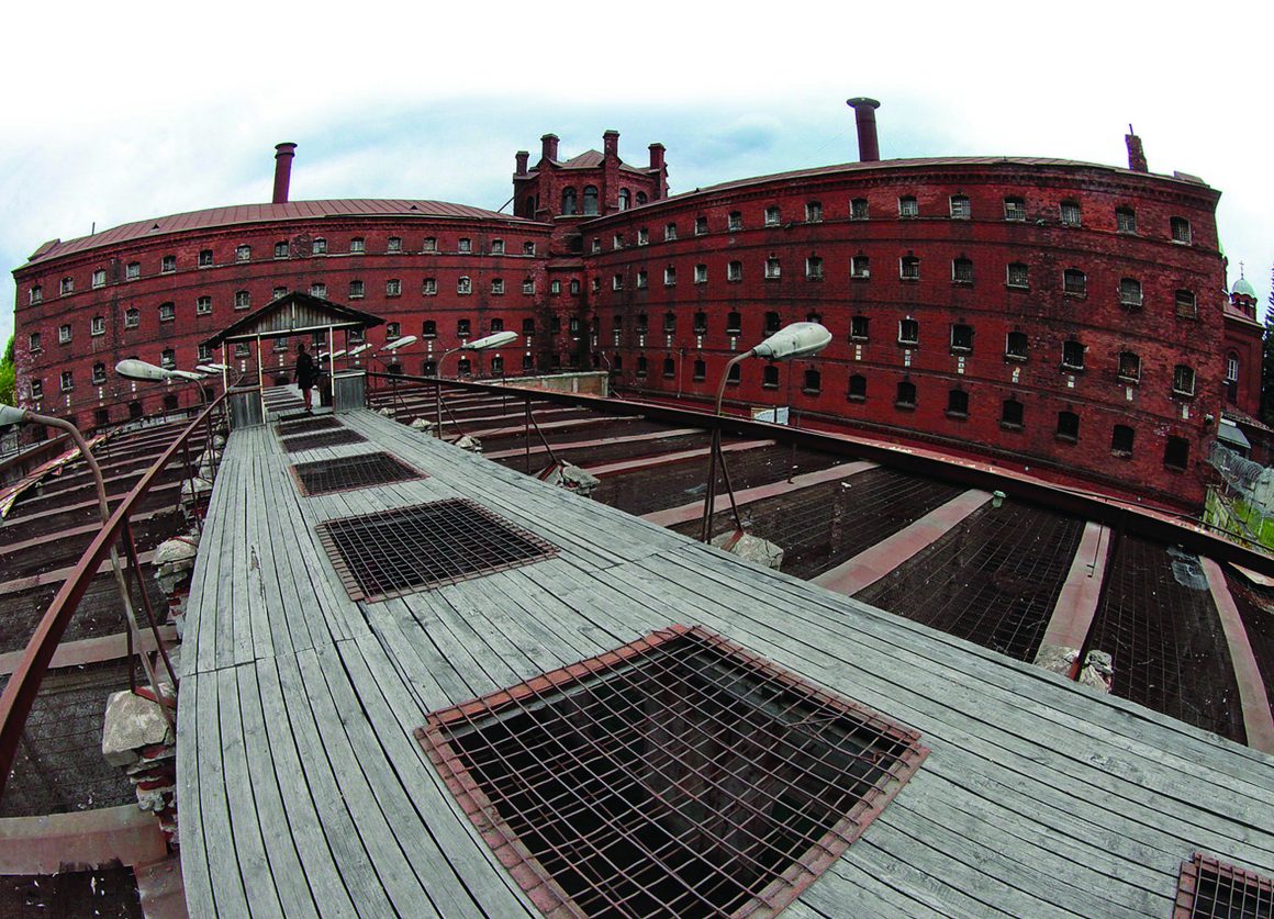 Кресты тюрьма санкт петербург